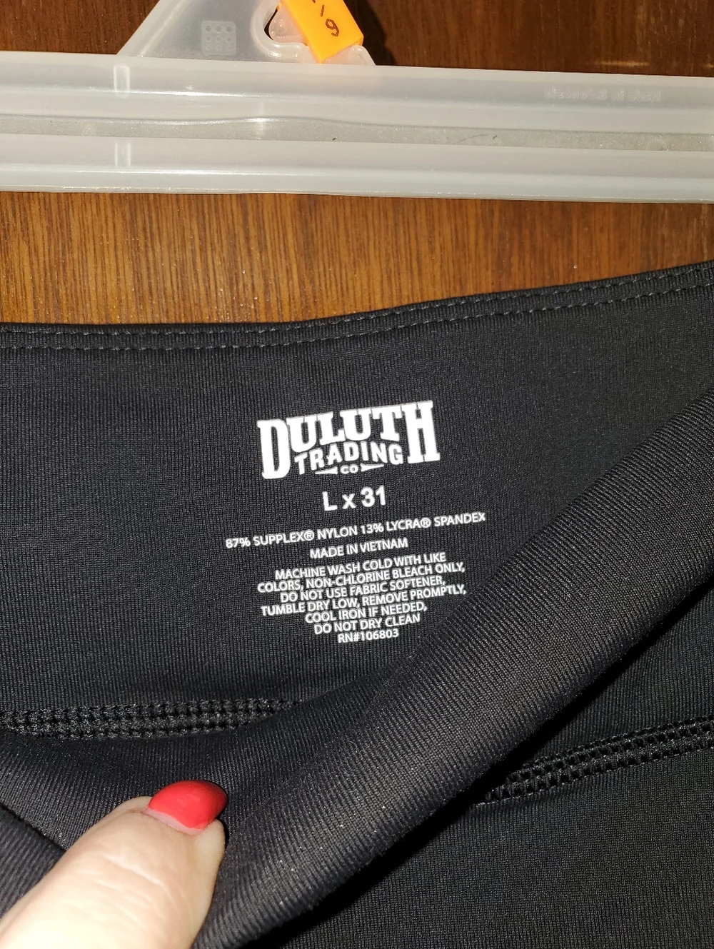 Duluth Trading Co Noga Slim Leg Black  Pants Sz Large - Picture 2 of 3